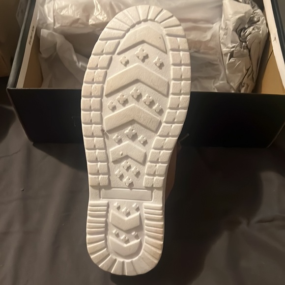 Women’s Ocean + Coast®
Delainy Sneaker Loafers Size 7 - Picture 4 of 4